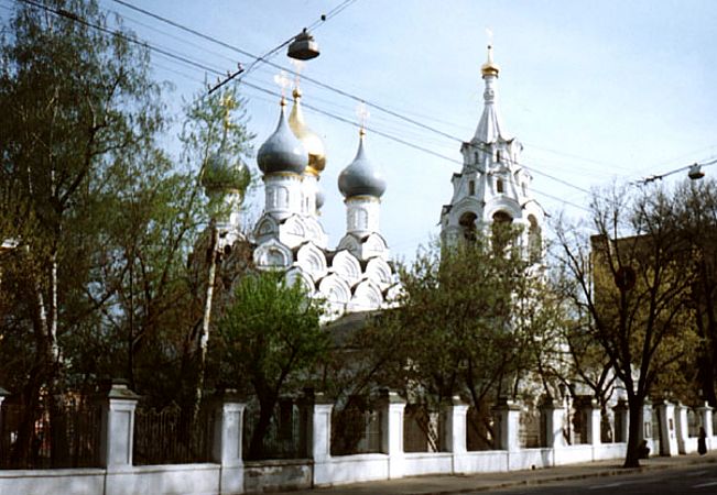 Храм в Пыжах в Москве